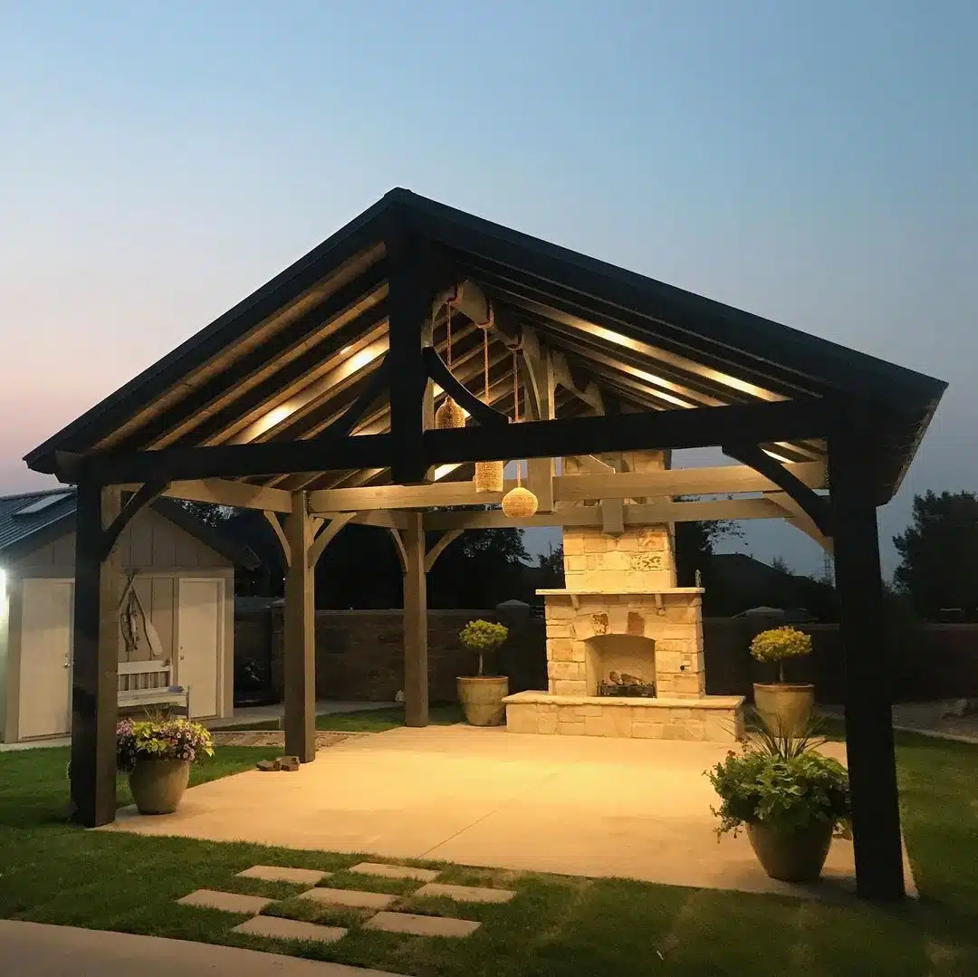 Maximizing Your Deck Space: Furniture and Layout Ideas